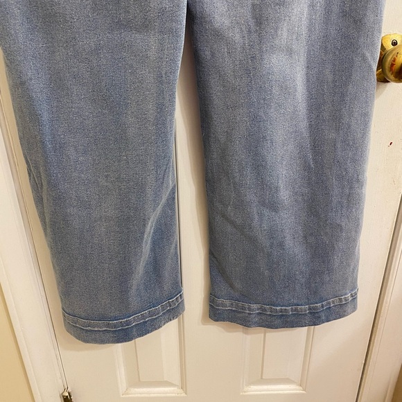 OUR REPUBLIC FOR ALL WIDE LEG FRONT POCKETS LIGHT WASH JEANS SIZE 12 LIKE NEW - Picture 12 of 16